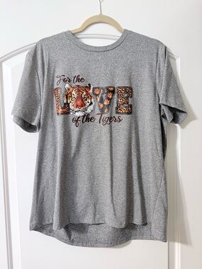 Love of the Tigers Short Sleeve Tee - Gray